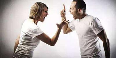 男朋友吵架時候說話很難聽 看別的情侶怎麼說