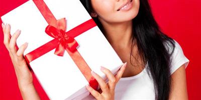 送女閨蜜什麼禮物最有意義？ 教你送禮物的十大技巧
